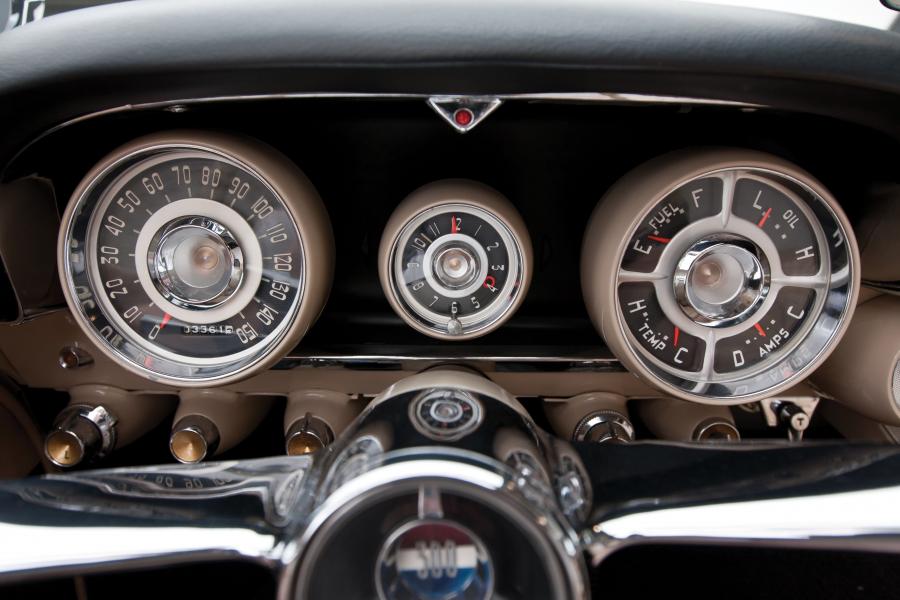  Chrysler 300C Convertible 1957 года  (фото 9 из 39)